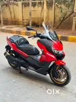 BMW C400 GT yamaha vmax tmax honda forza aerox burgman pcx c400gt