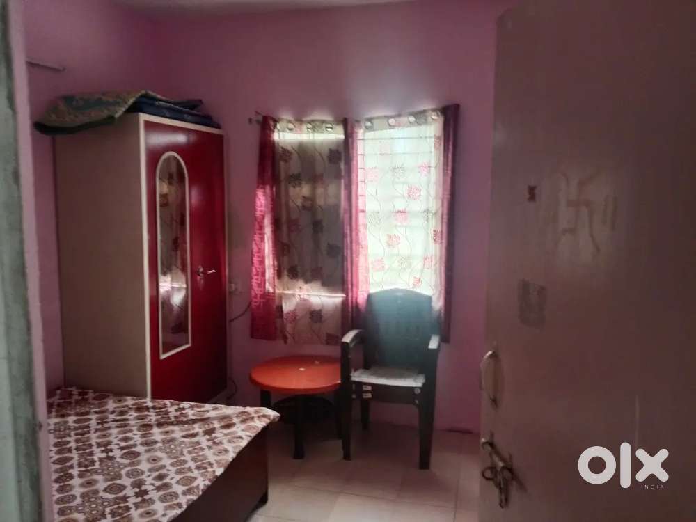 Good Condition Flat avilable for sale