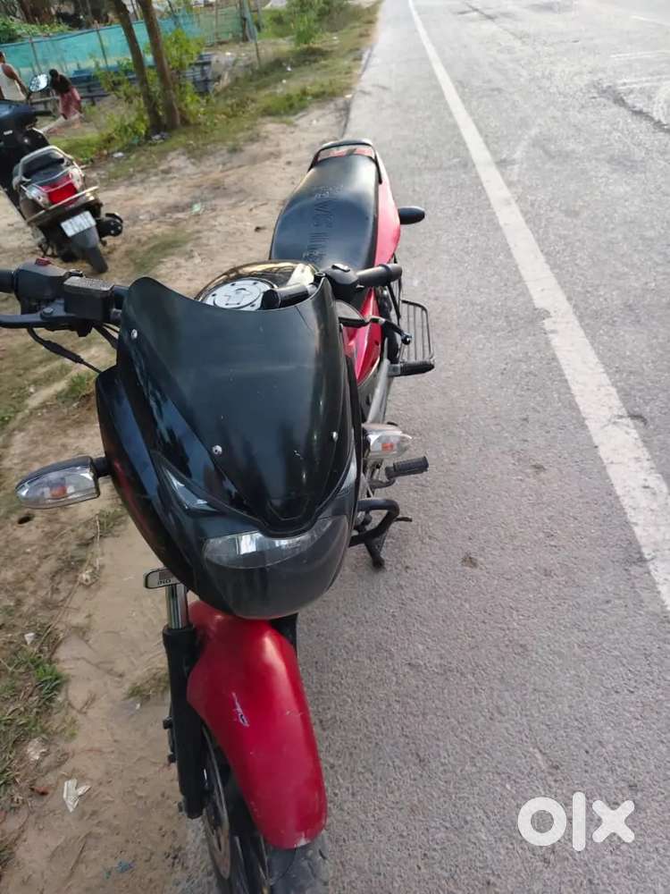 Pulsar 150