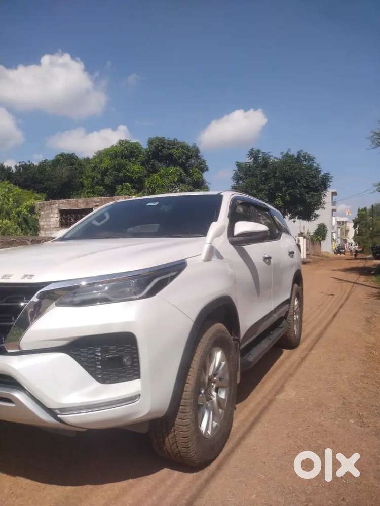 Toyota Fortuner Diesel 40000 Km Driven