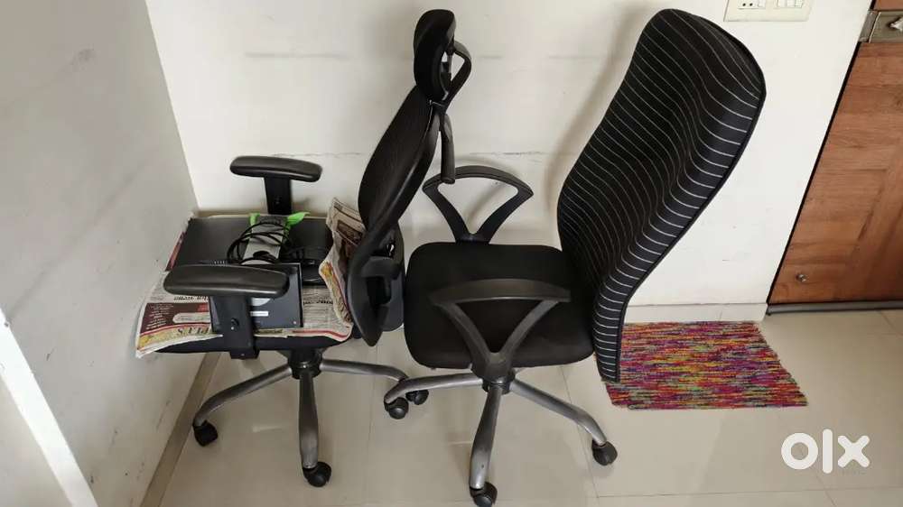 Office chairs and teapoy