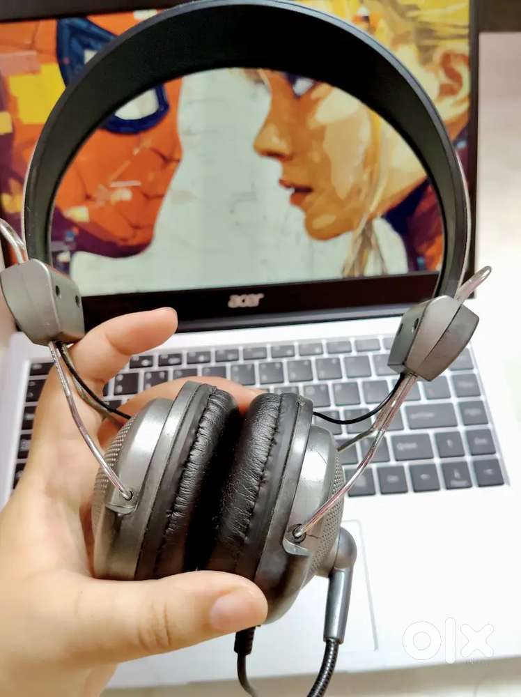 Gaming+Mic Semi used A++ Sound Quality