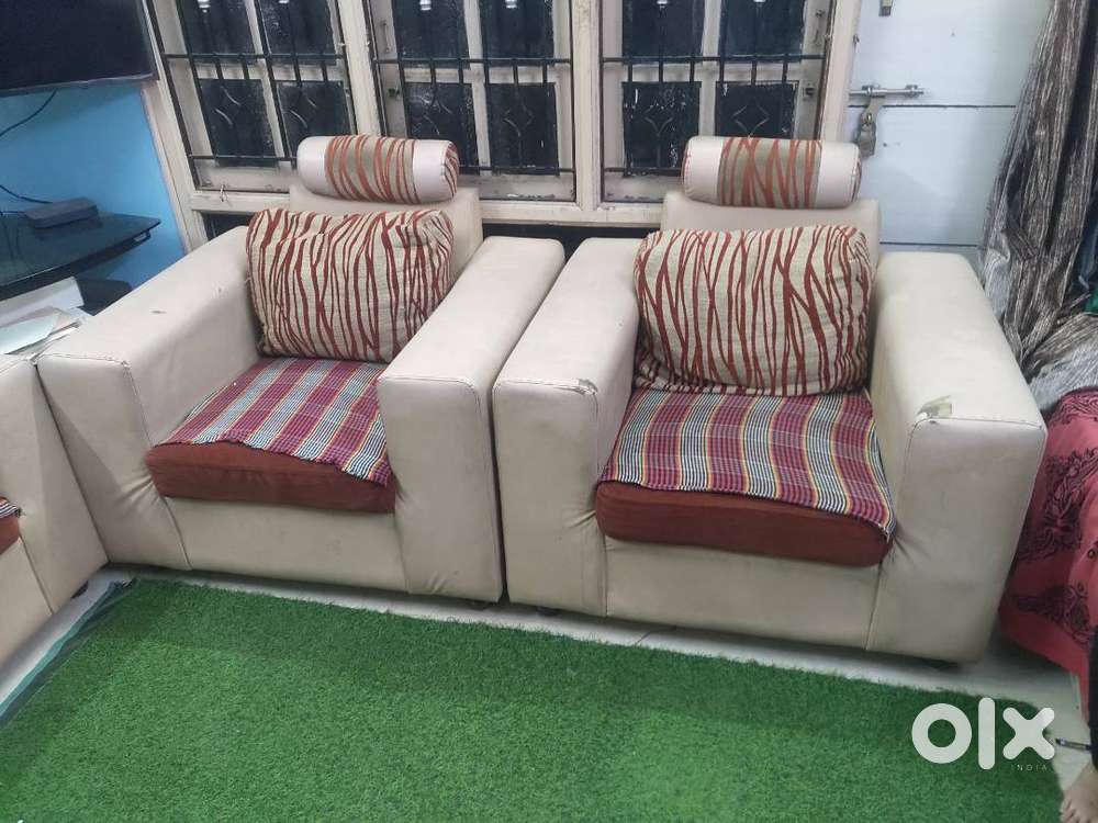 5-seater sofa for sale