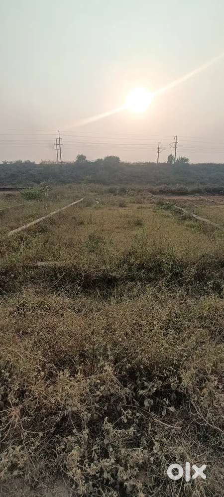 200 gz plot on Aligarh New Highway