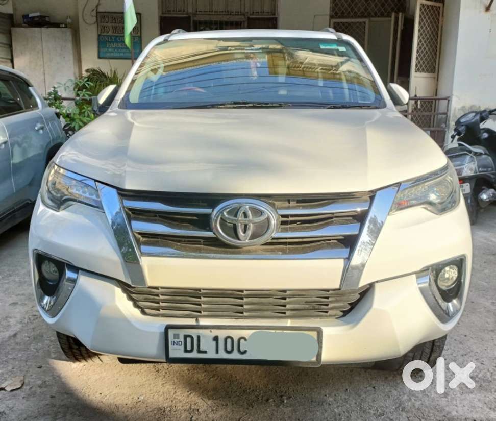 Toyota Fortuner 3.0 4x2 Automatic, 2016, Diesel