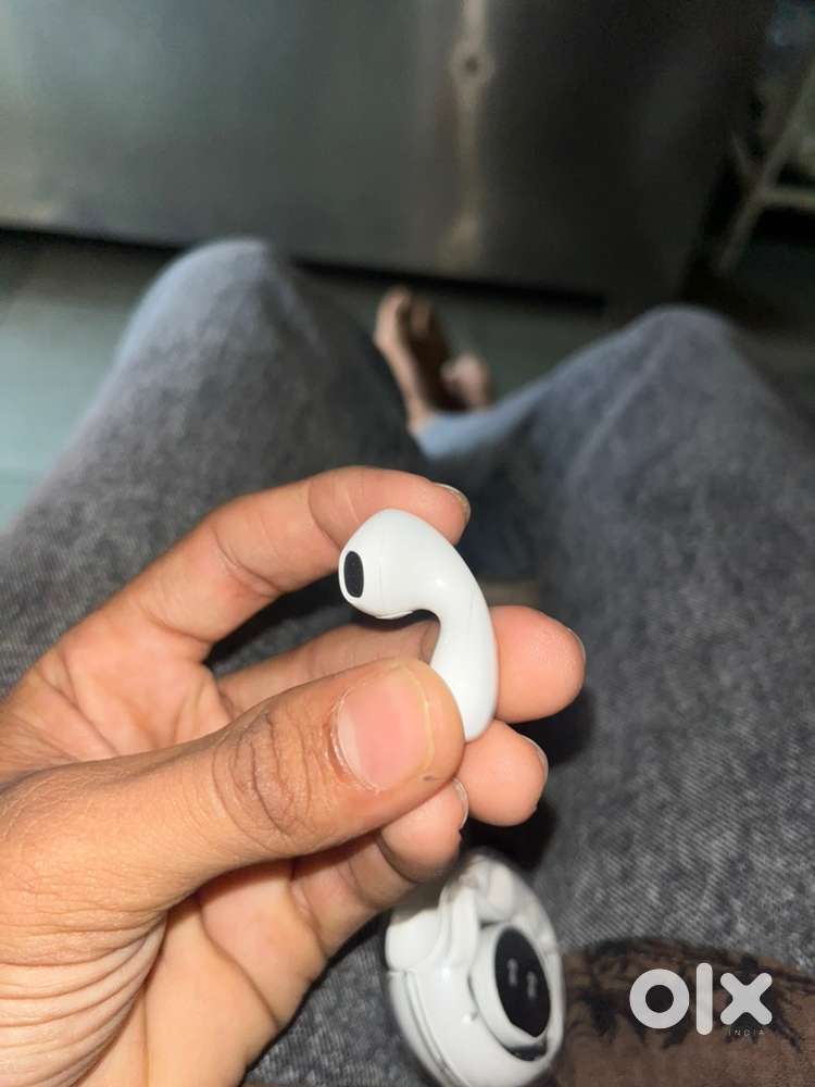 Air buds Leva mate j msg krvao please