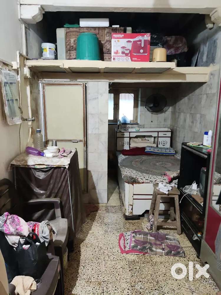 1 ROOM kitchen (Wadibunder Mazgaon)