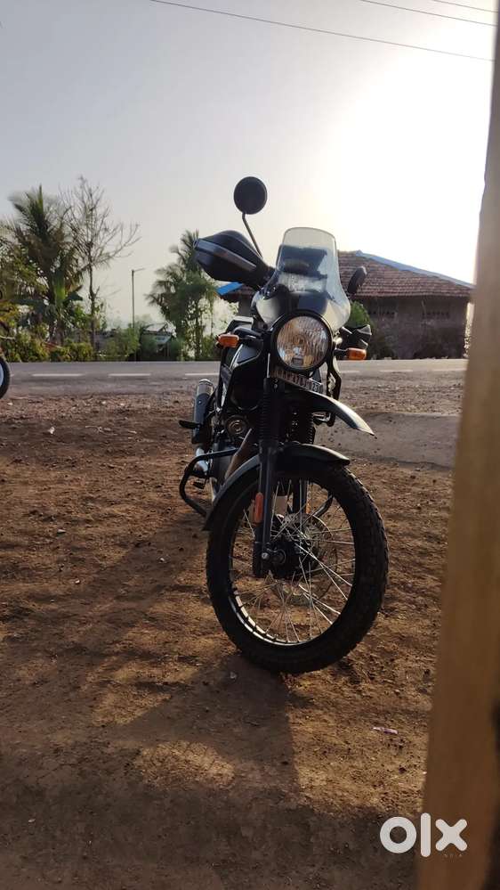 Royal Enfield himalayan 411 2023