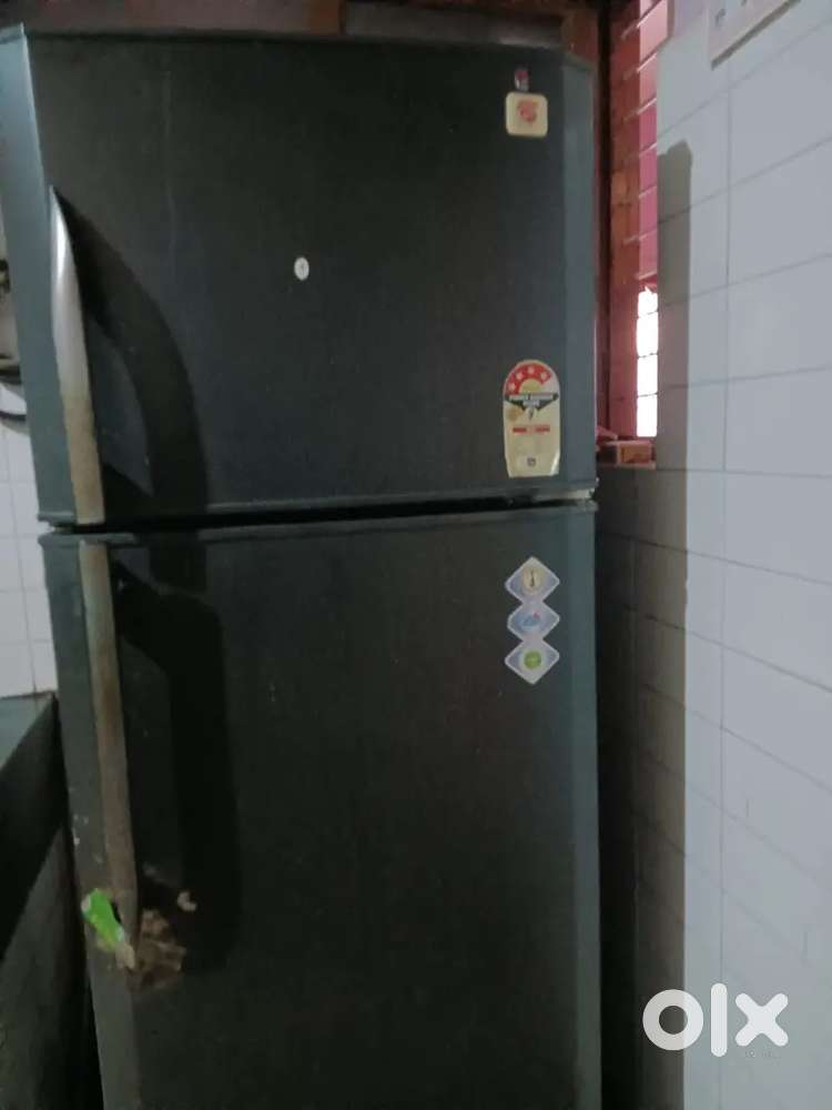 Refrigerator 2 doors