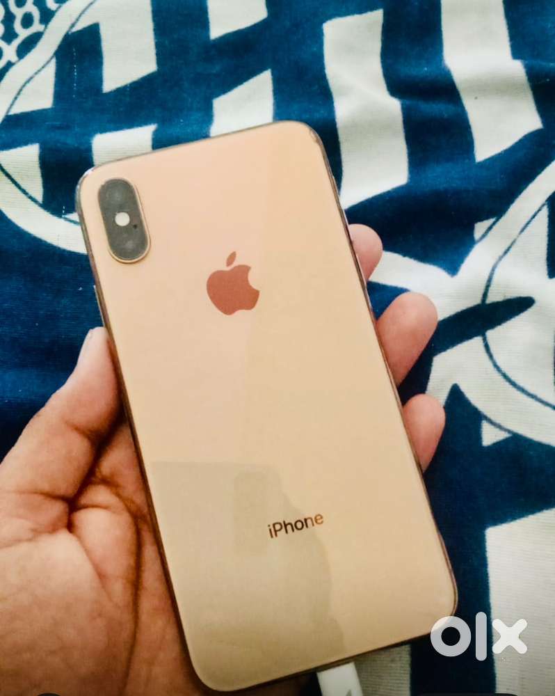i phone xs /64gb