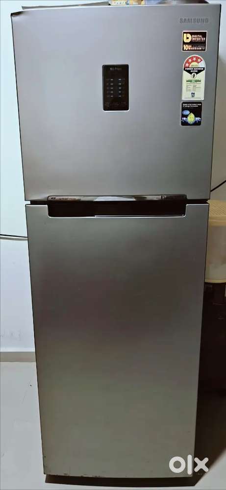 Samsung 345 liters 4 Star double door Refrigerator for sale