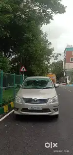 Toyota Innova 2012