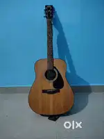 Yamaha F280 accoustic Guitar