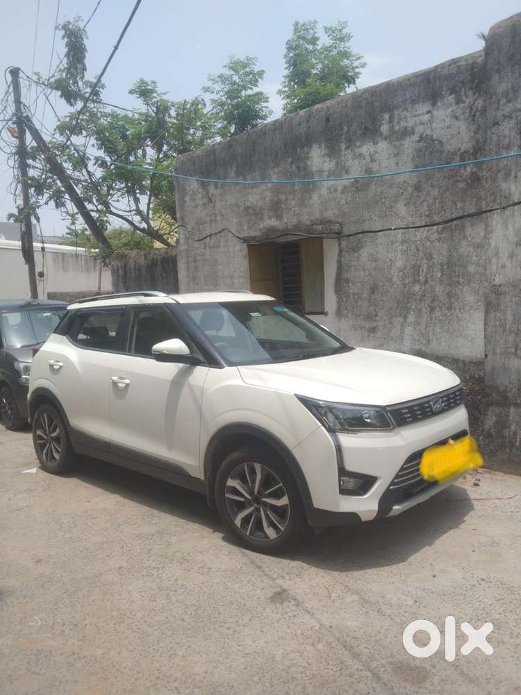 Mahindra XUV300 2019 Petrol 32000 Km Driven