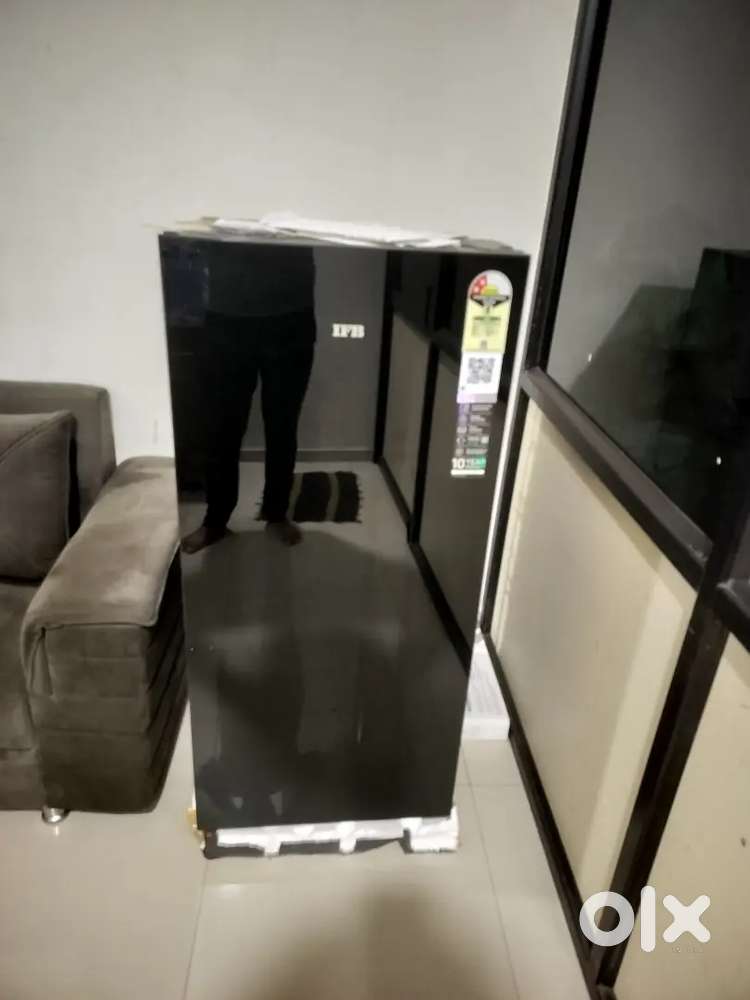 IIF FRIDGE 187 LITER