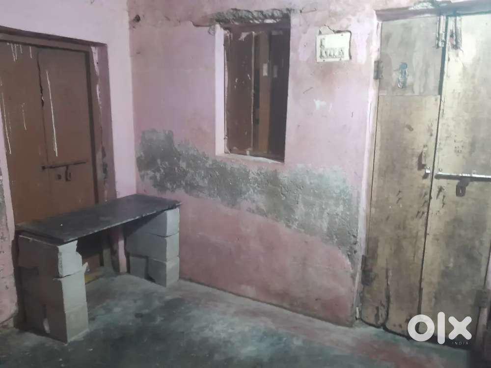 Rent room Mahanadu road sharing room