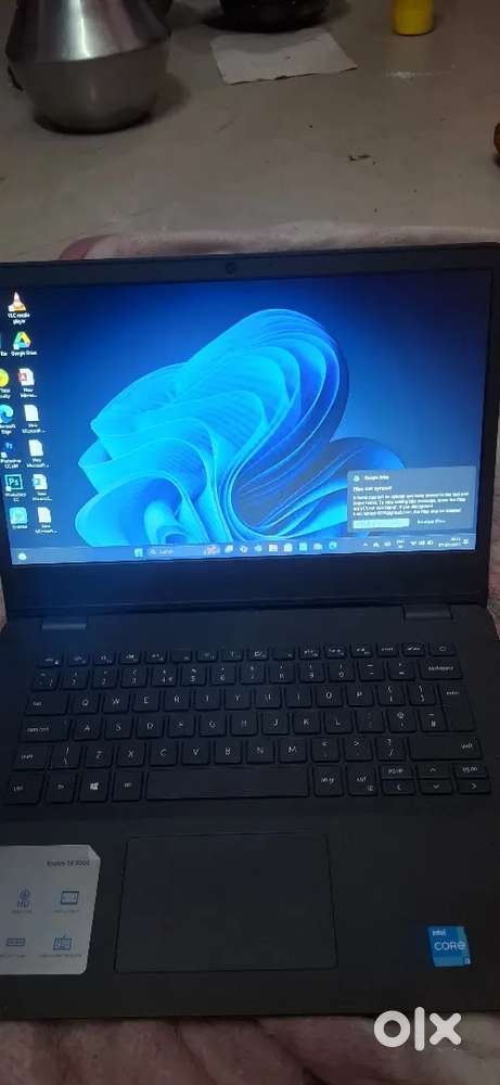 Dell vostro 3400 i3 11th gen 8GB RAM 1TB STORAGE