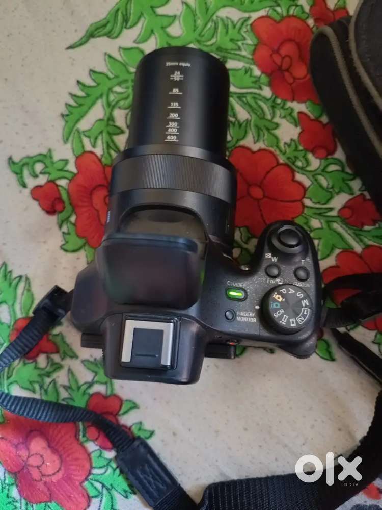 Sony camera HX 400