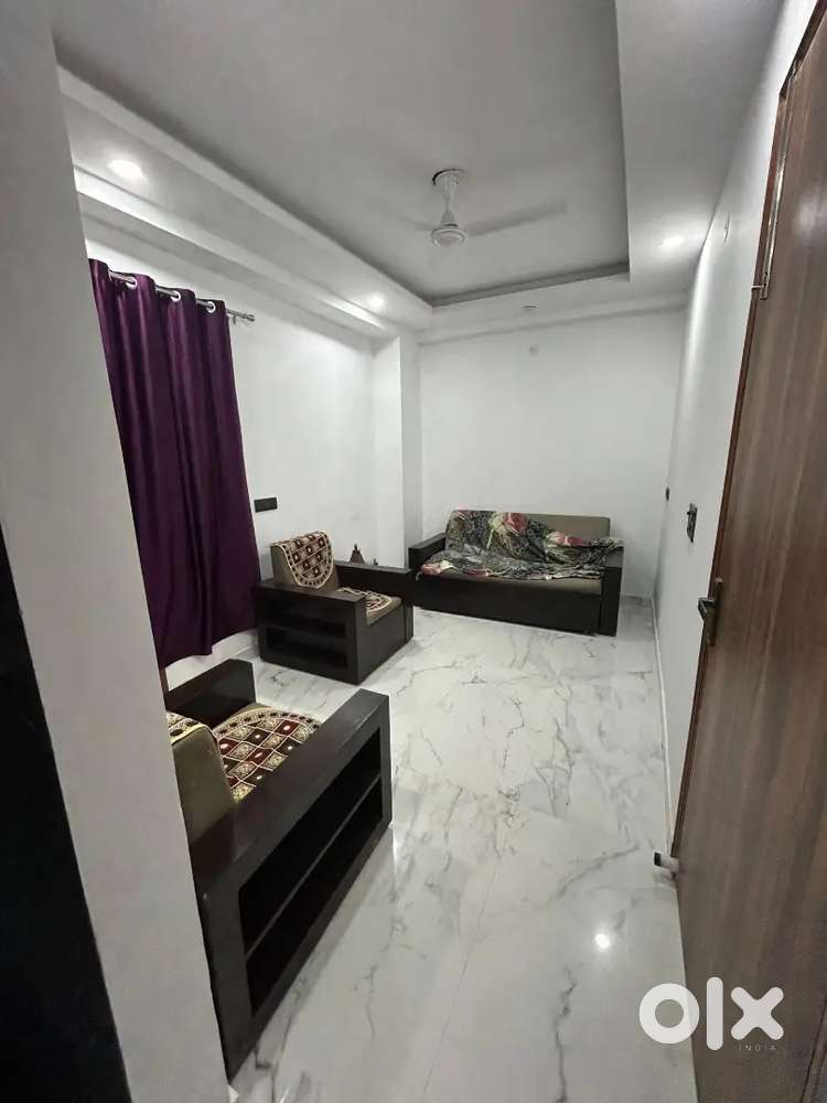 1bhk builder floor in saket