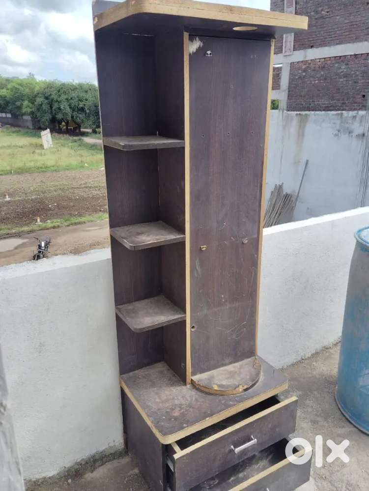 Dressing Cupboard... check my DP