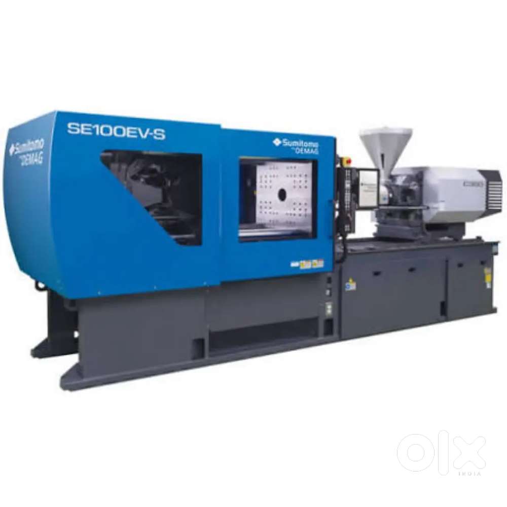 Injection moulding machine operator