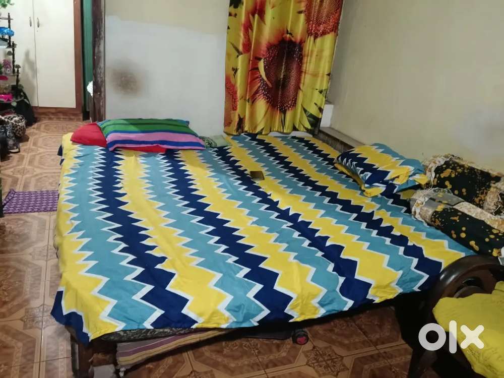 Double bed