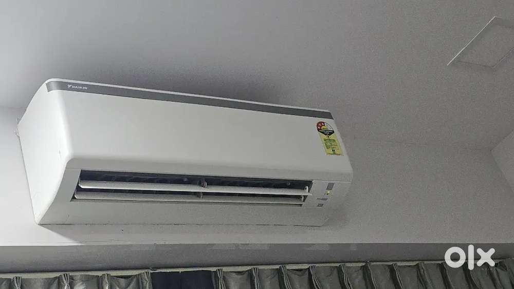 Daikin AC 2 Ton