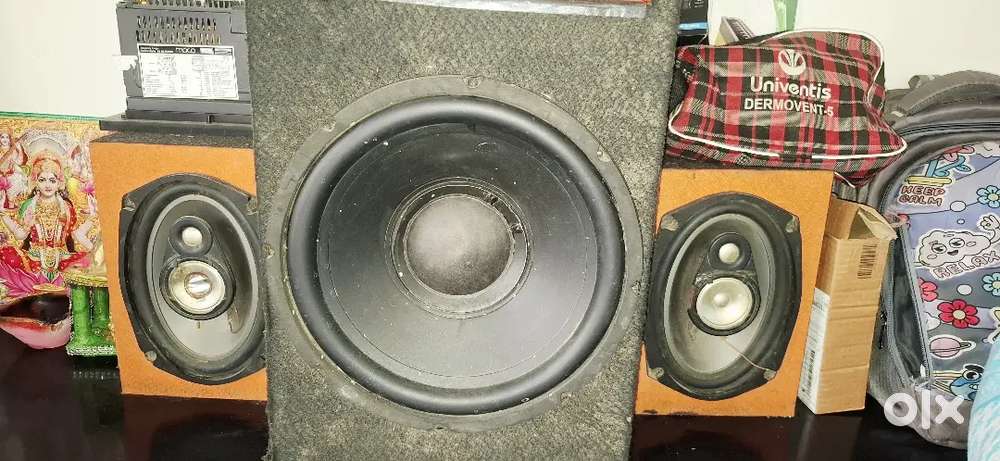 2 speaker 2 bass 2 stereo video studio with amplifier