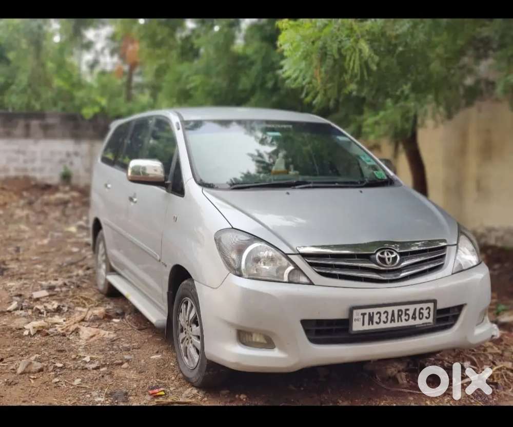 Toyota innova