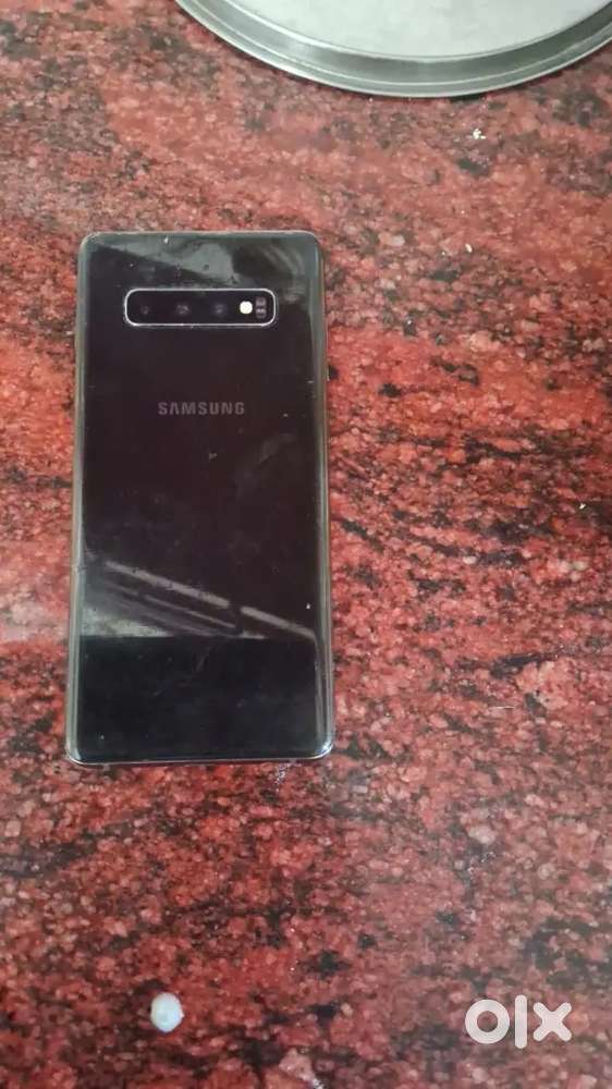 Samsung s10+