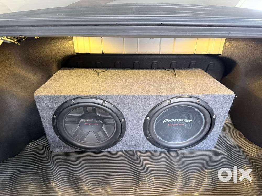 Pioneer subboffer duble with peti mono amplifer