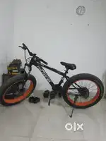 Bi cycle fat  tyre