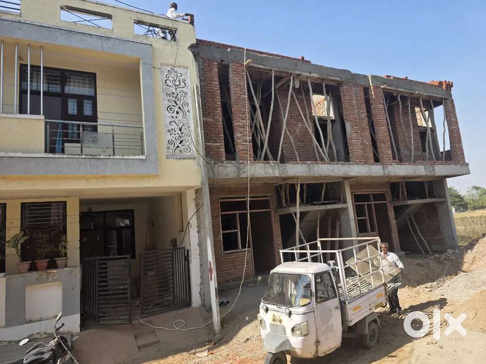 88 gaj plot full duplex society patta and sewar line water facility