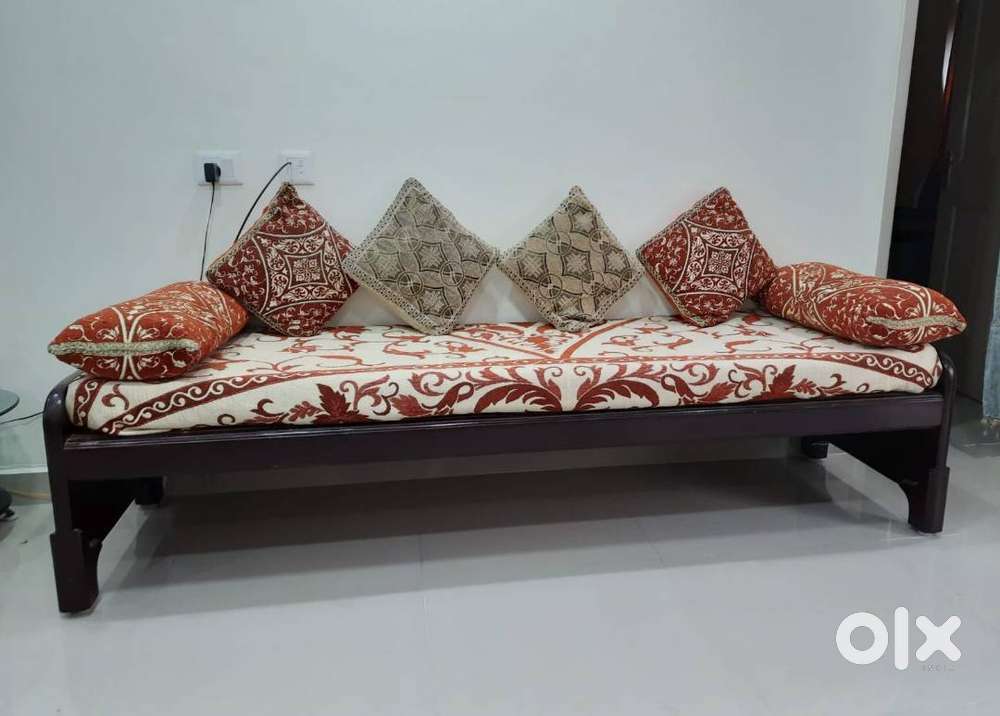 diwan come sofa 7 ft x2.5ft  2 nos for sale .