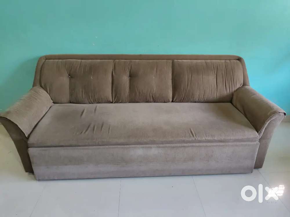 Sofa cumbed
