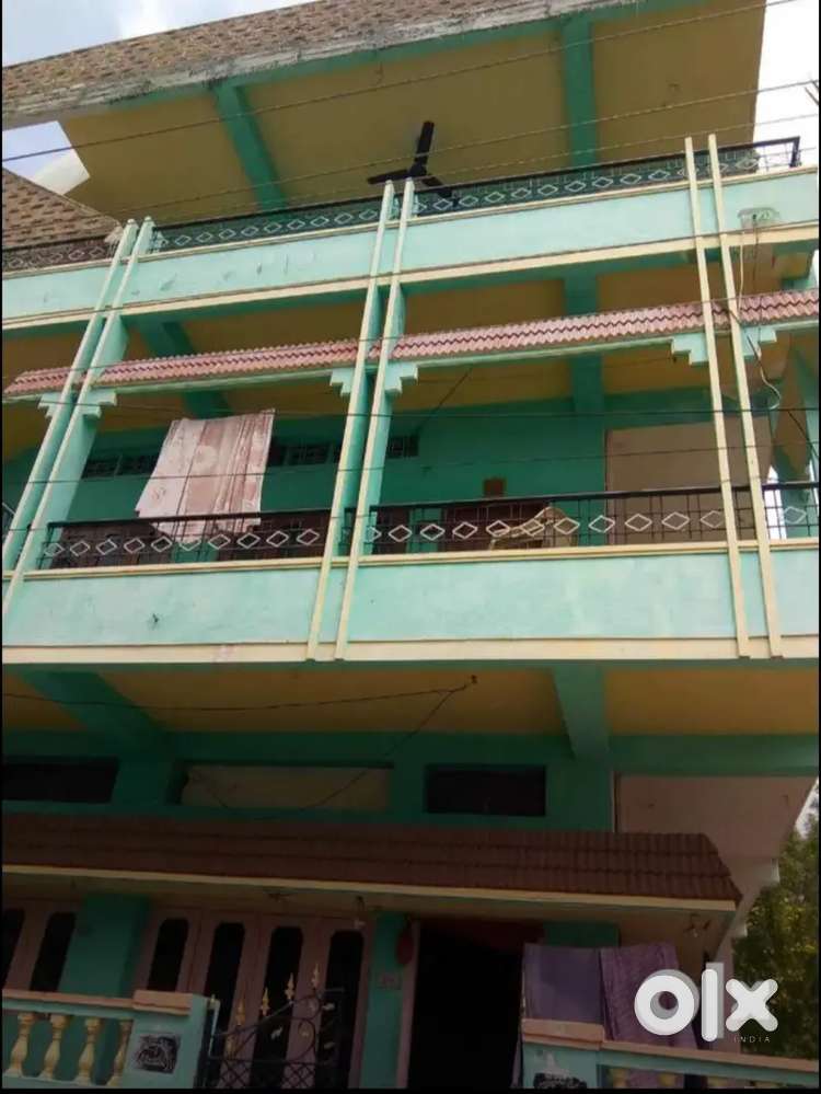 Rant individual double bedroom with bore & muncipal water facility