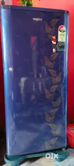 Five years old whirlpool Refrigerator