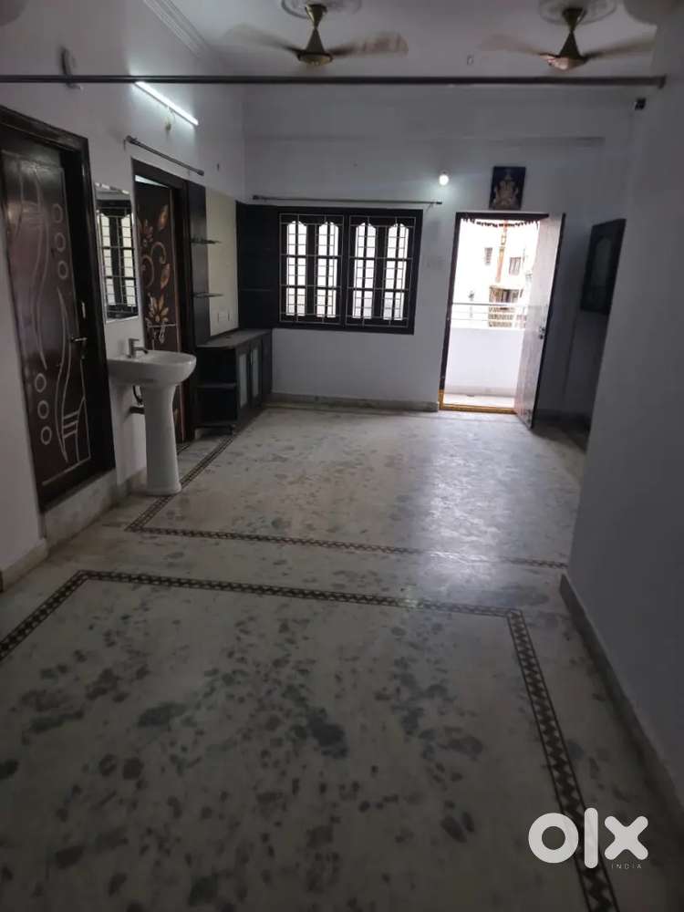 gandhinagar 2bhk for rent