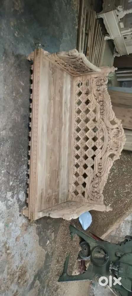 Wooden Jula