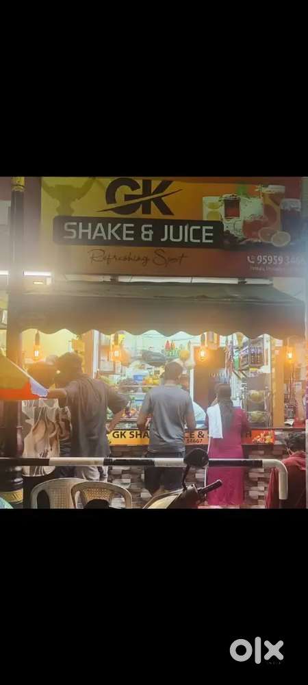 Part time juice maker.