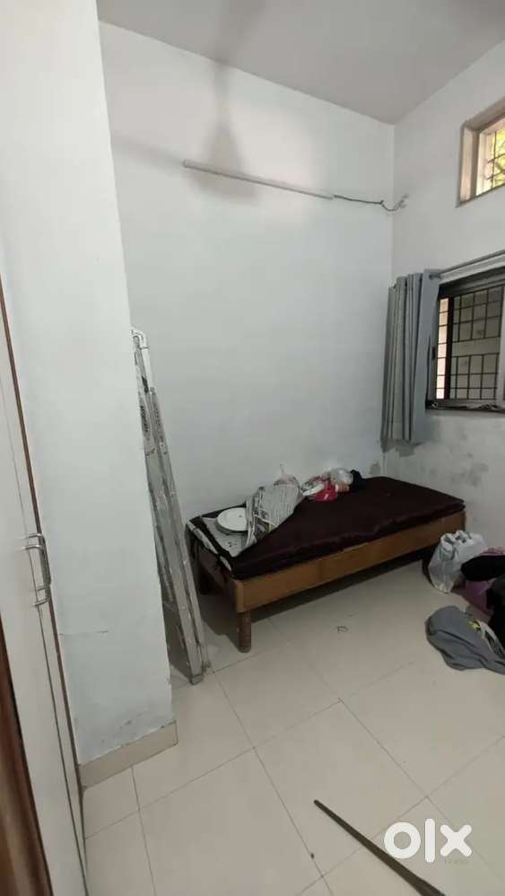 In fafadhi 2 BHK semi furnished flat available for rent ground floor.
