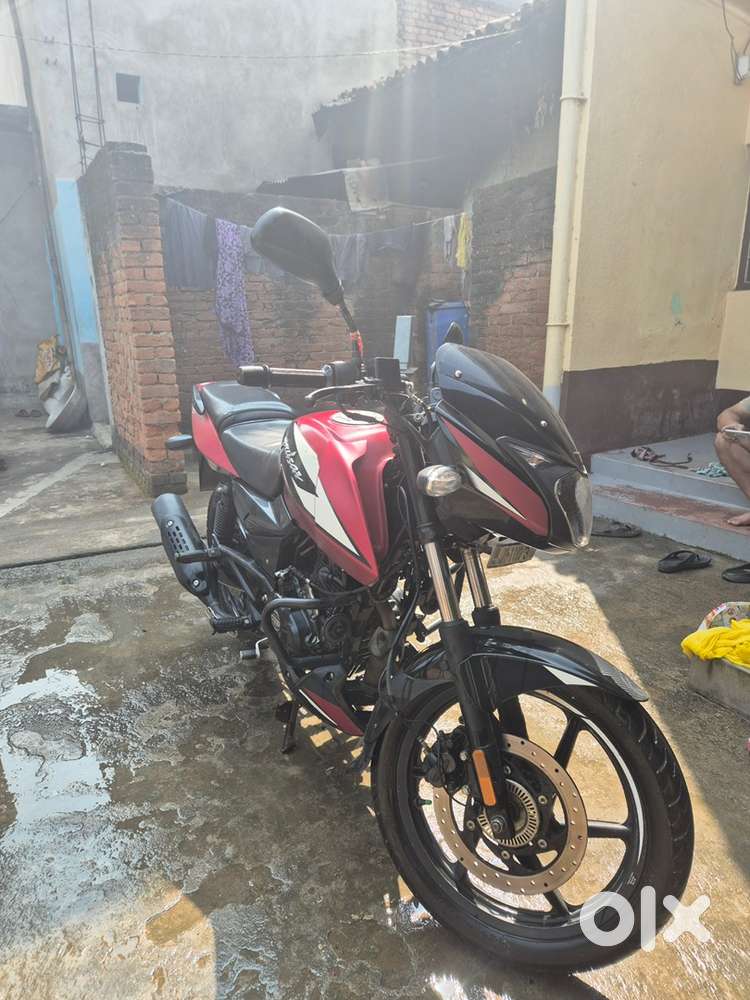 Pulsar 150