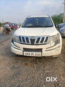 Mahindra XUV500 W8, 2012, Diesel