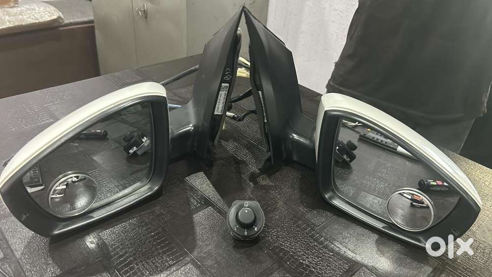 Auto fold side view mirror for vento and  rapid