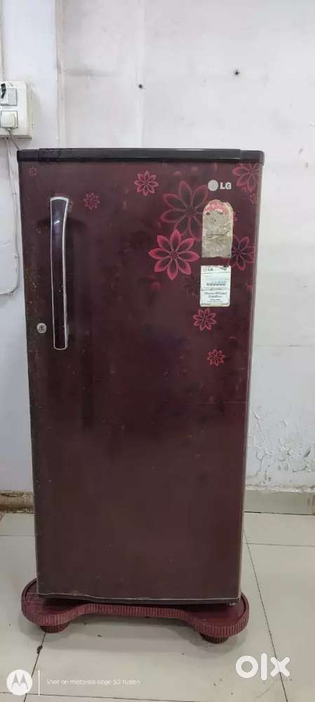 LG fridge ( 5 star )