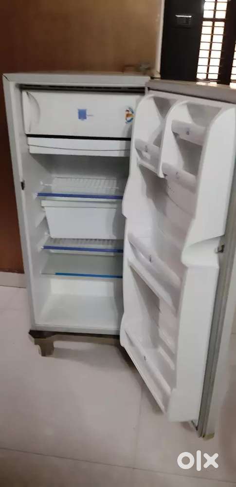 Fridge (SMALL)