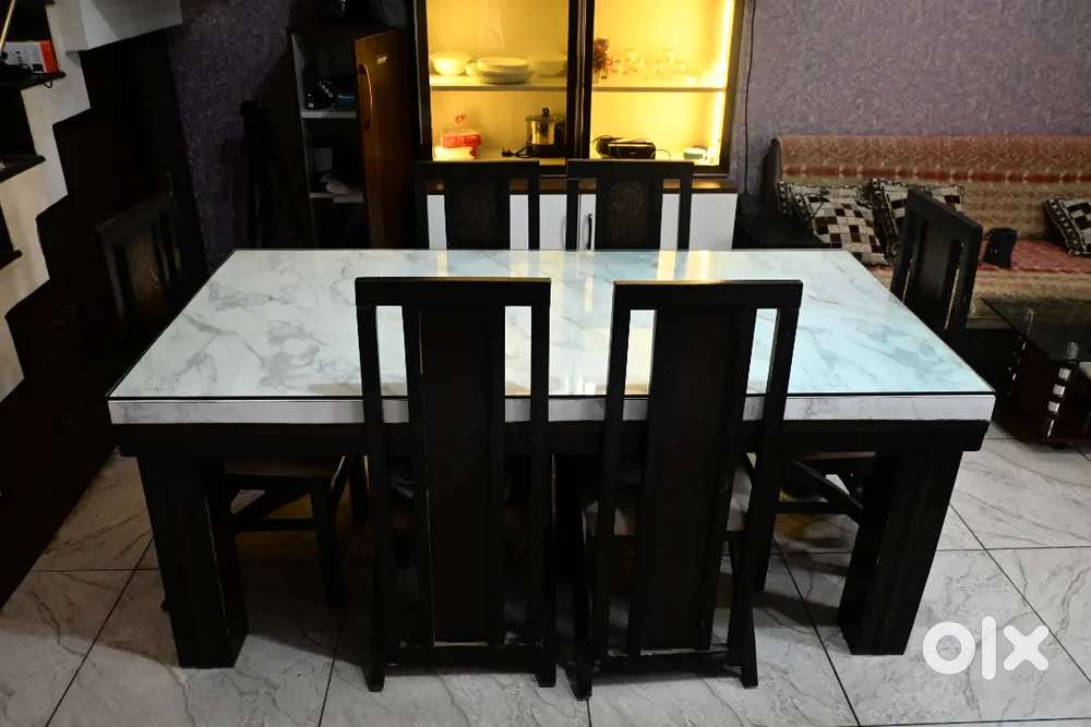 Modern Glass Top Dining (6 seater) Table for Sale – Stylish & Sturdy