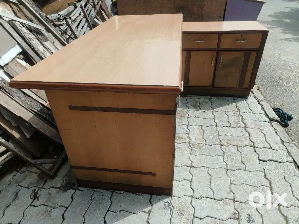 PLYBOARD Old Table ₹6,500