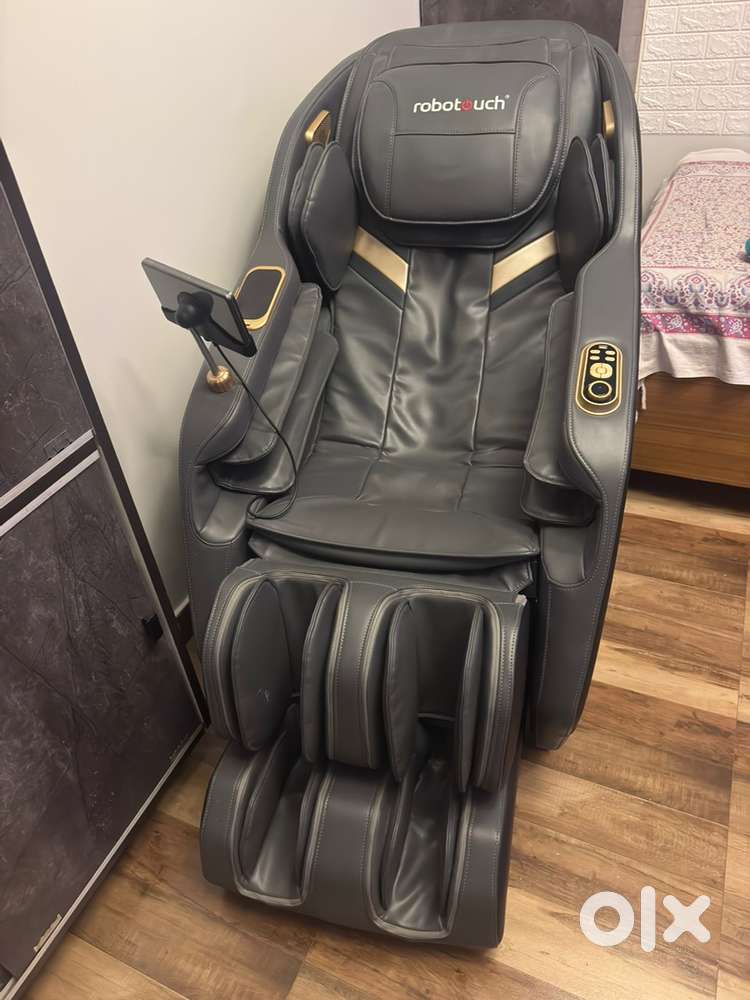 Massaging chair
