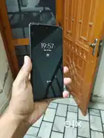 Samsung galaxy s20 fe 5g in very good condition